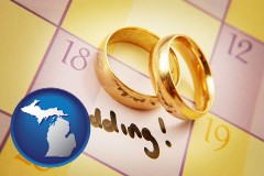 michigan map icon and wedding day plans, with gold wedding rings